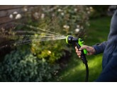 Насос аккумуляторный для полива из бочки Greenworks G24SWP 24V, с 1 АКБ 2Ач и ЗУ